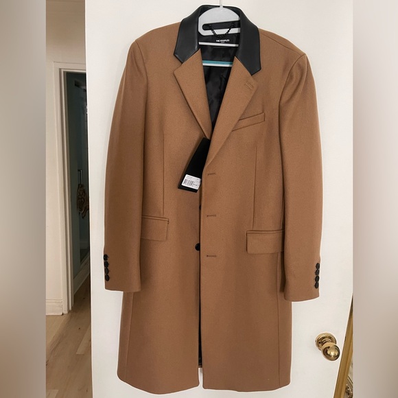 The Kooples LEATHER COLLAR CAMEL BELTED LONG WOOL COAT - size small in men’s - Picture 6 of 16